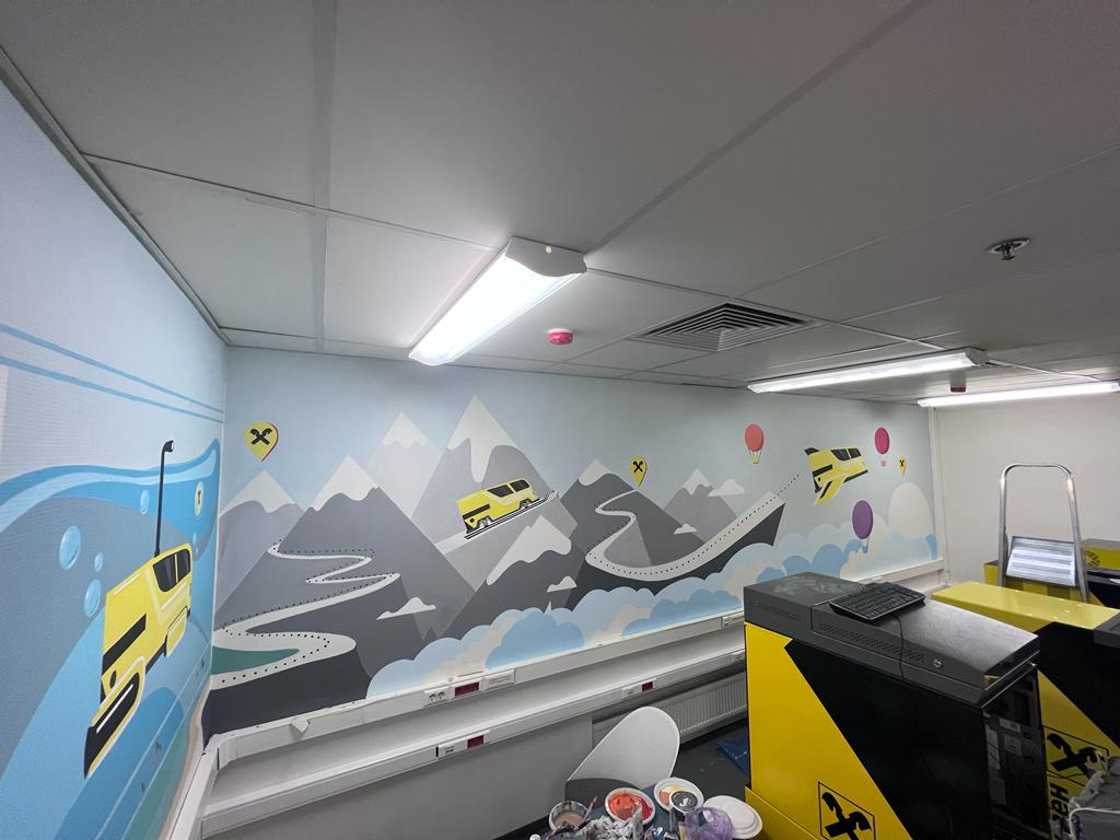 Игровой салон - декоративная роспись стен